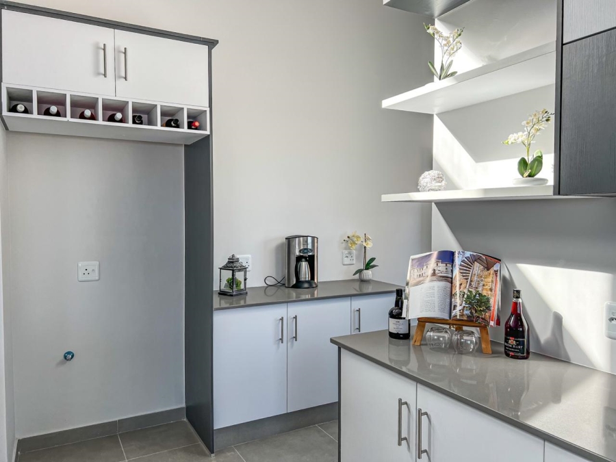 To Let 3 Bedroom Property for Rent in Dana Bay Western Cape